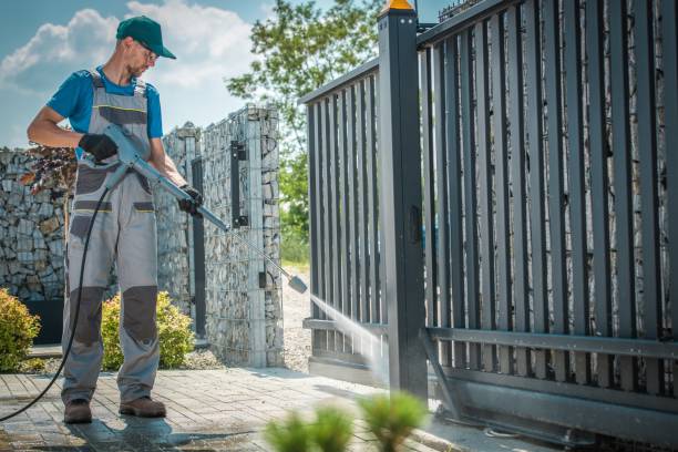 Best Gas Station Cleaning  in St James, NY